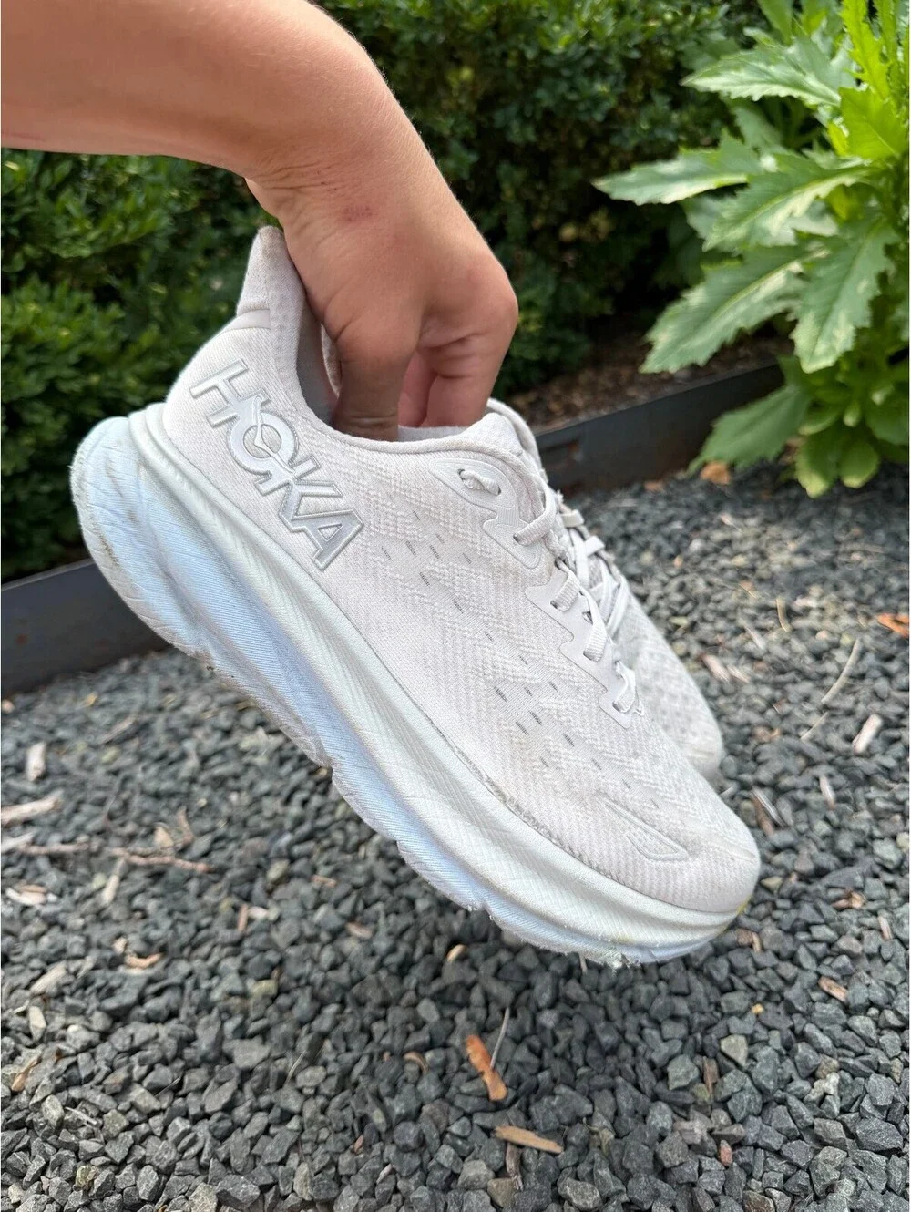 Hoka One Clifton 9 White Blue Size 9W 7.5M
